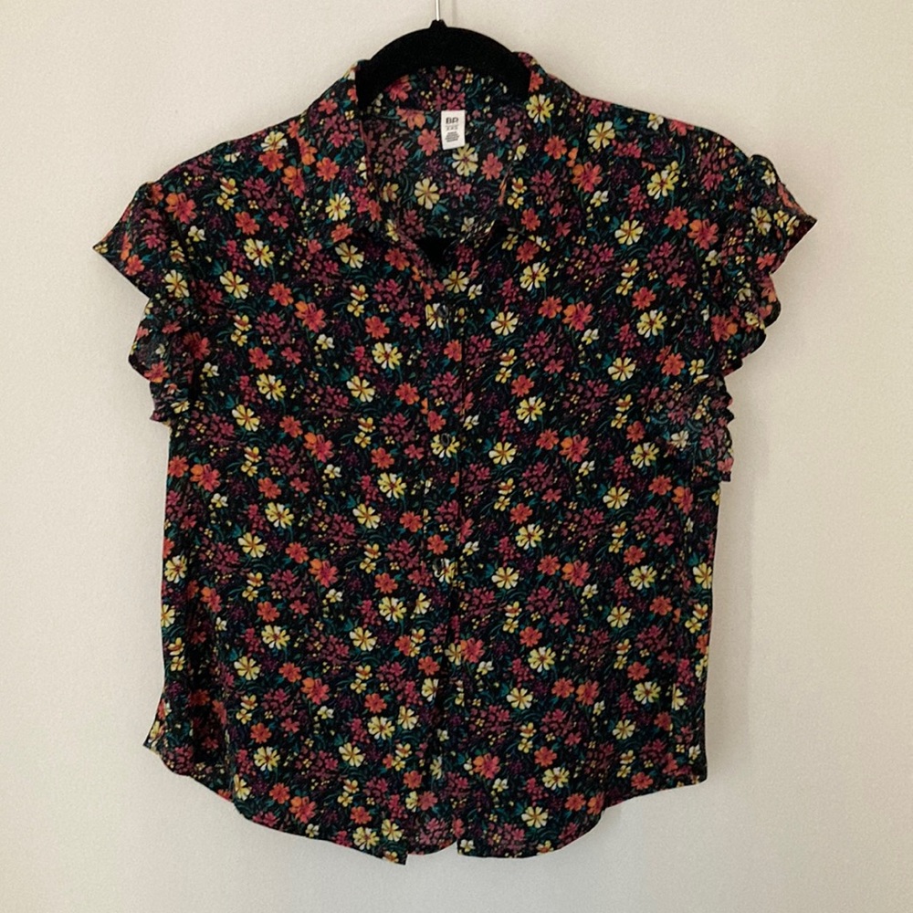 BP Short-sleeve Flower XXS Button-up Shirt